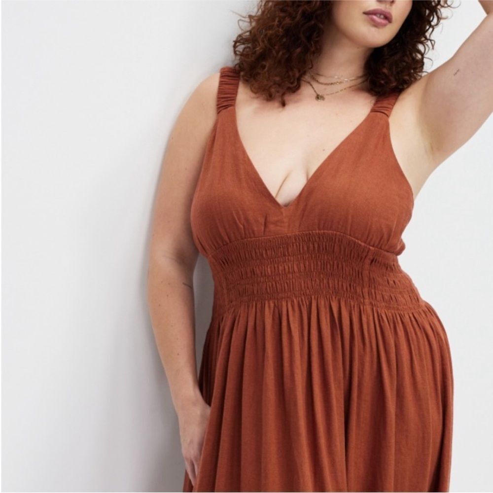 Abercrombie and Fitch Scrunchie Strap Maxi Dress - Picture 3 of 10